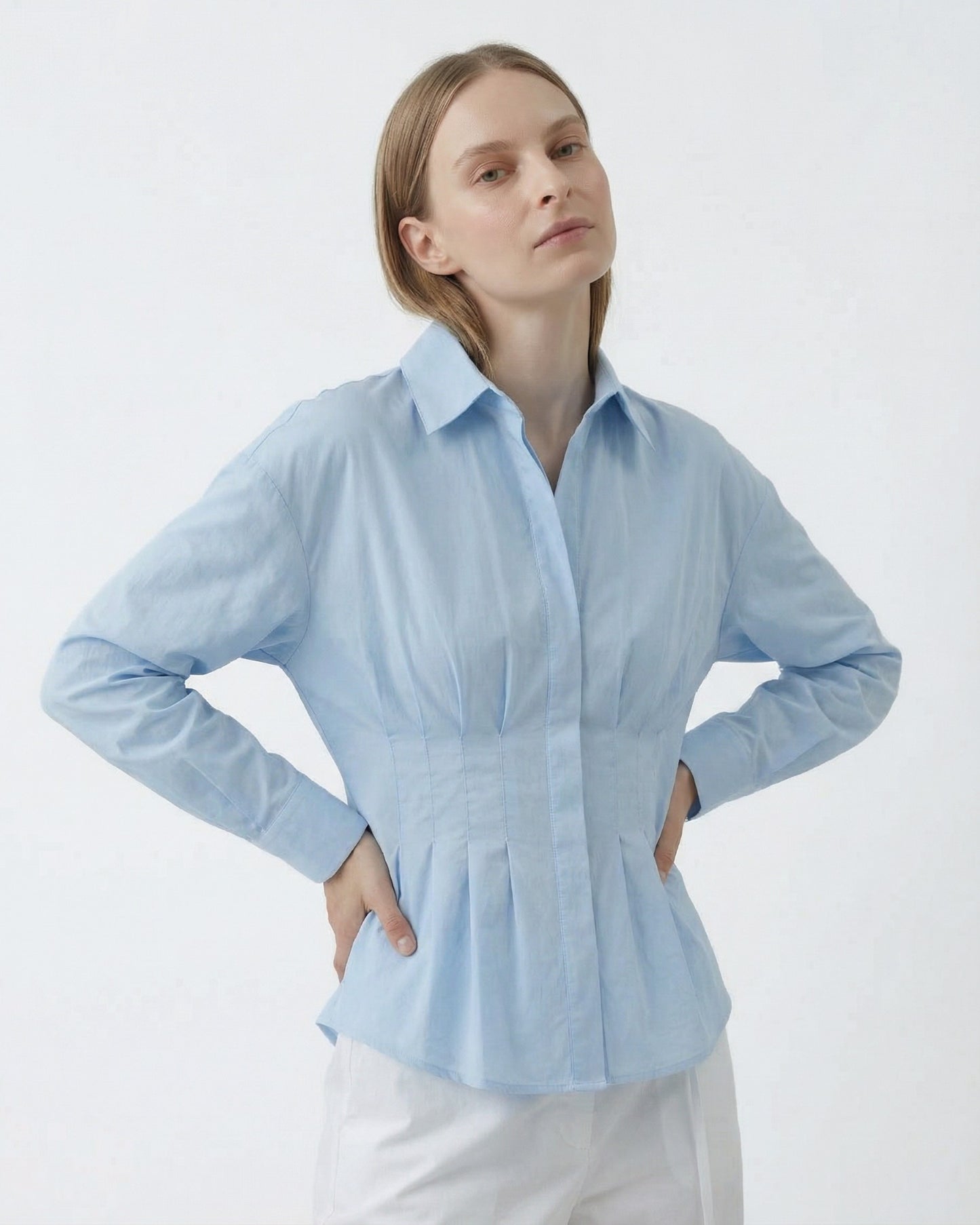 Femme Révolutionnaire Chemise (baby blue)