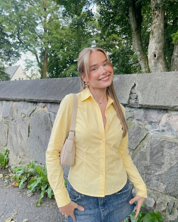 STND. Courbe Base-Shirt (yellow)