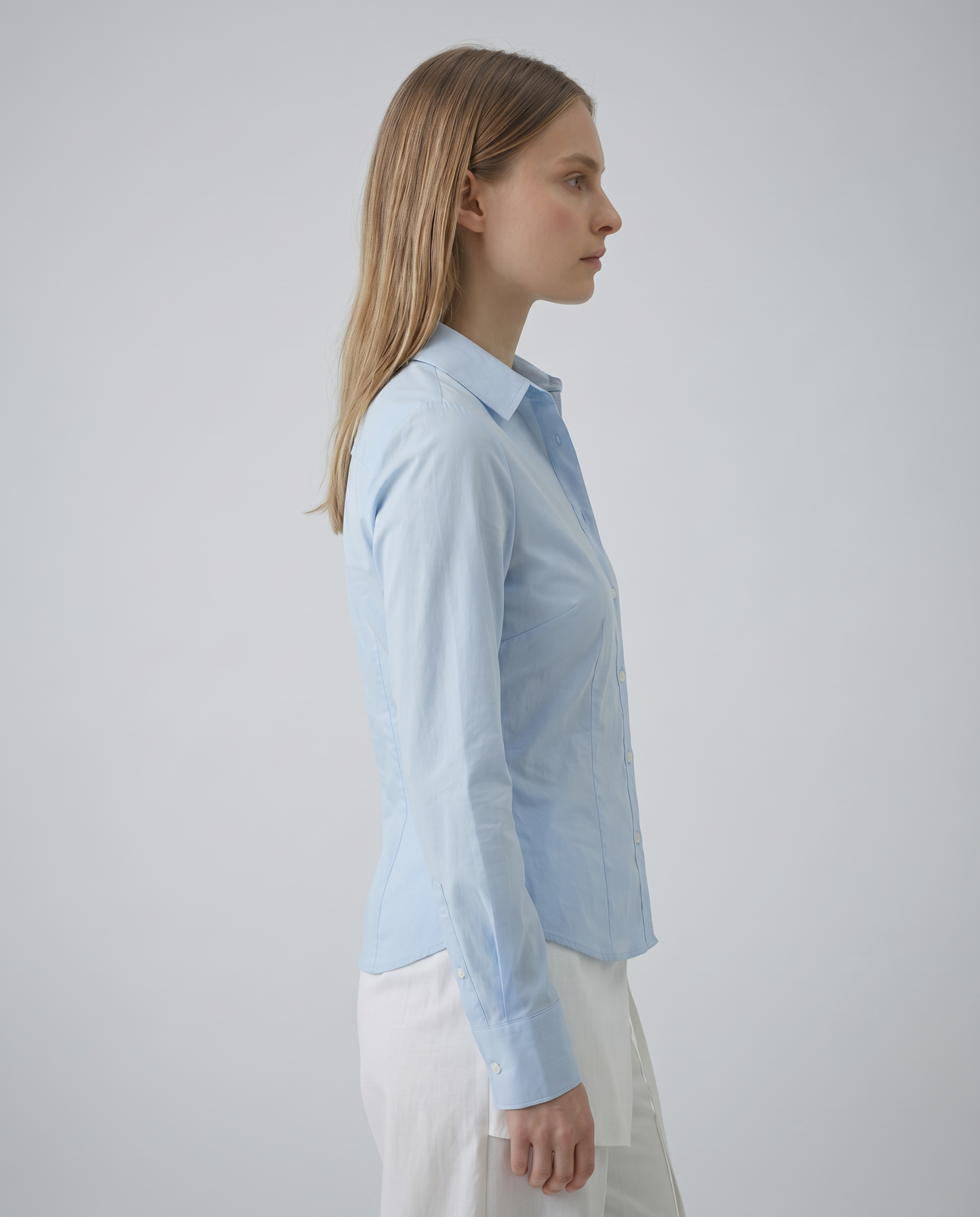 STND. Courbe Base-Shirt (baby blue)